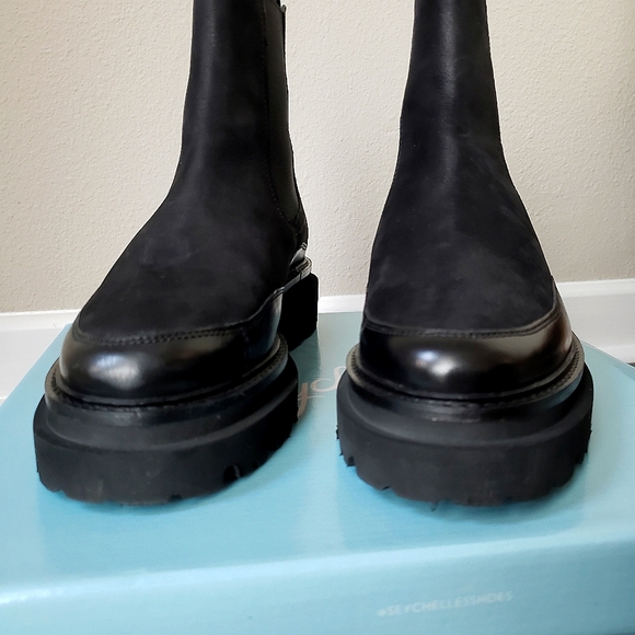 Seychelles | Savor The Moment Chelsea Combat Boot - Picture 6 of 16